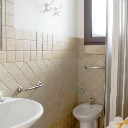Borgo Latino- Localo Torre dell'Orso