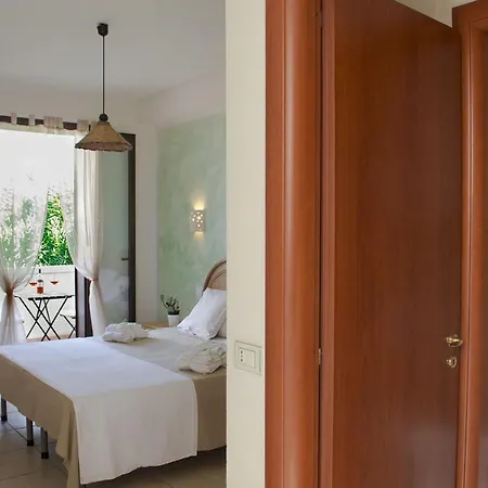 Borgo Latino- Localo Apart-hotel Torre dell'Orso