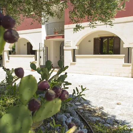 Borgo Latino- Localo 3* Torre dell'Orso