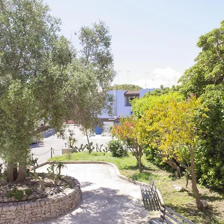 Borgo Latino- Localo Torre dell'Orso