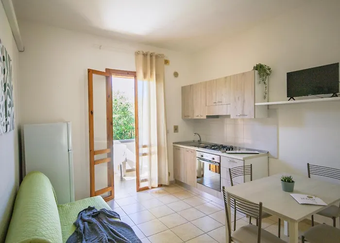 Borgo Latino- Localo Torre dell'Orso